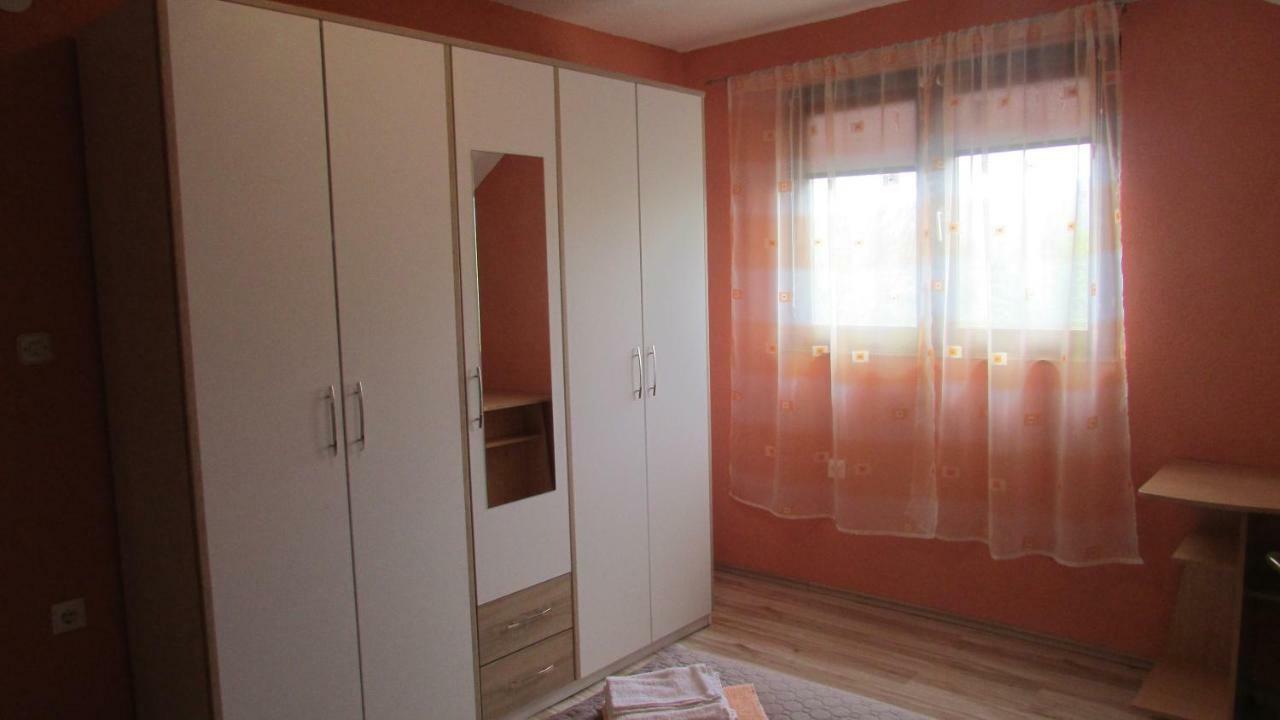 Apartment Franjicic Korenica